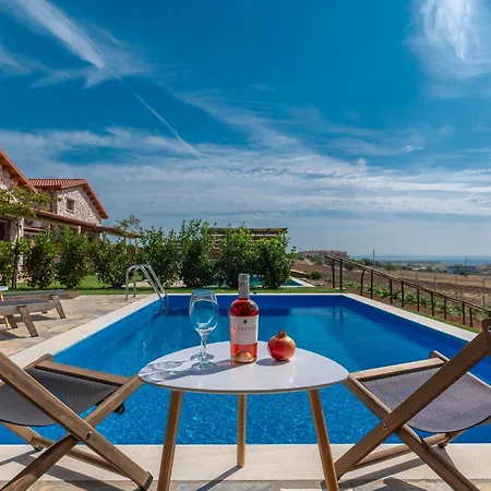 Villa Esperanza Flogita